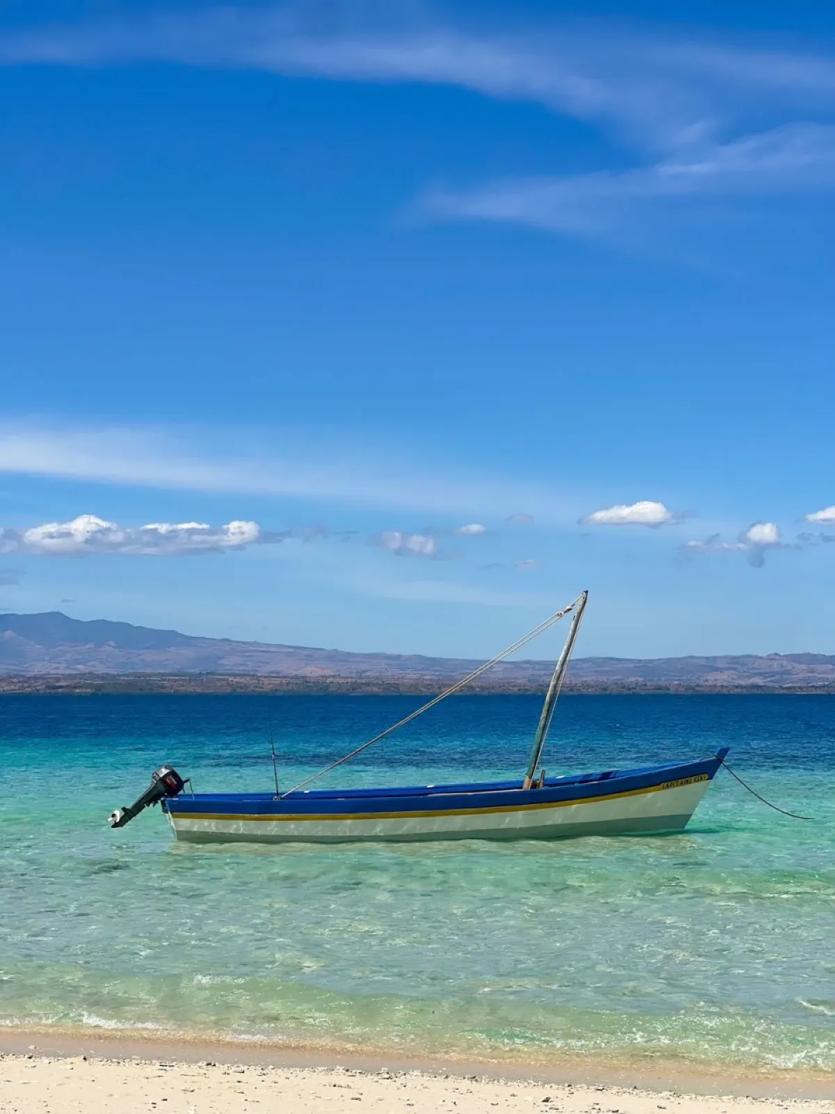 Madagascar Unveiled — Rivers, Baobabs & Wild Wonders · Tsiribihina · Bemaraha · Belo sur Mer · Salary · Isalo · Ranomafana